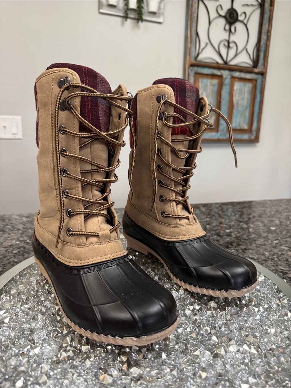 Maurices Tan and Black Men's Waterproof Lace-Up Snow Boots with Burgundy Lining